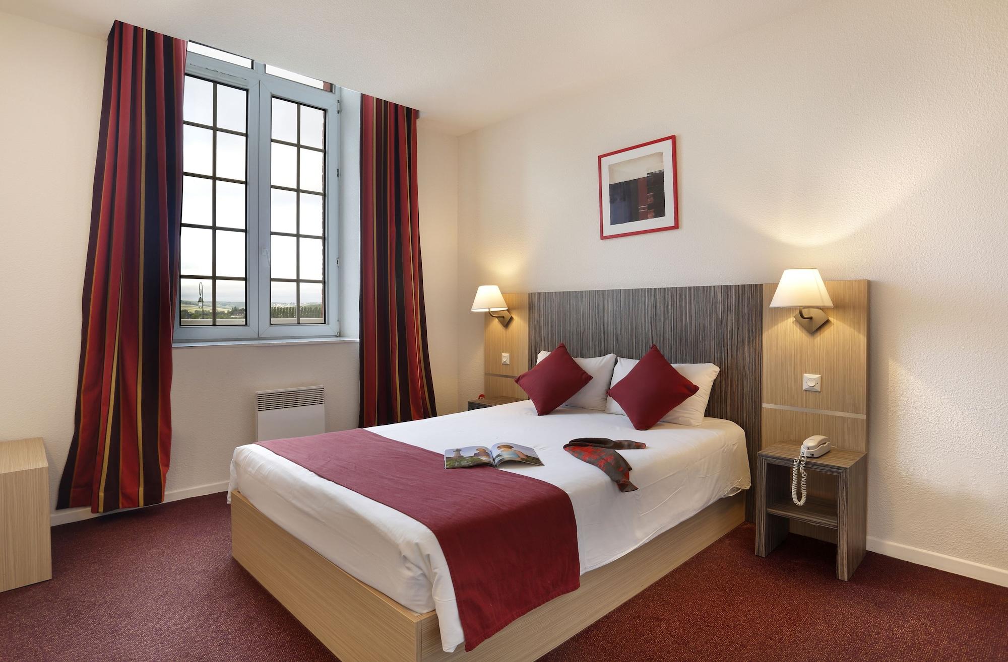 Comfort Suites & Vacanceole Les Demeures Champenoises Epernay Bagian luar foto