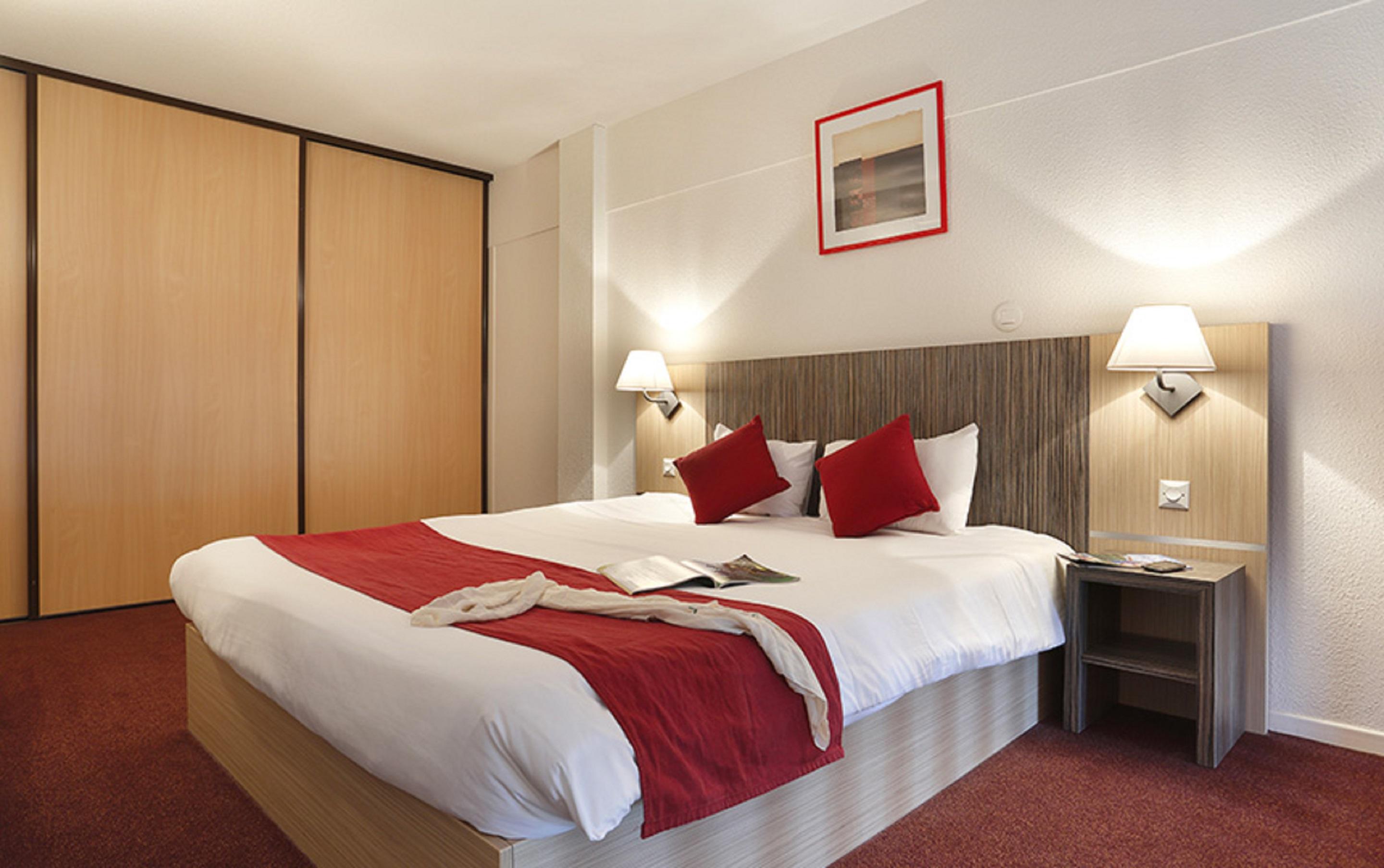 Comfort Suites & Vacanceole Les Demeures Champenoises Epernay Bagian luar foto