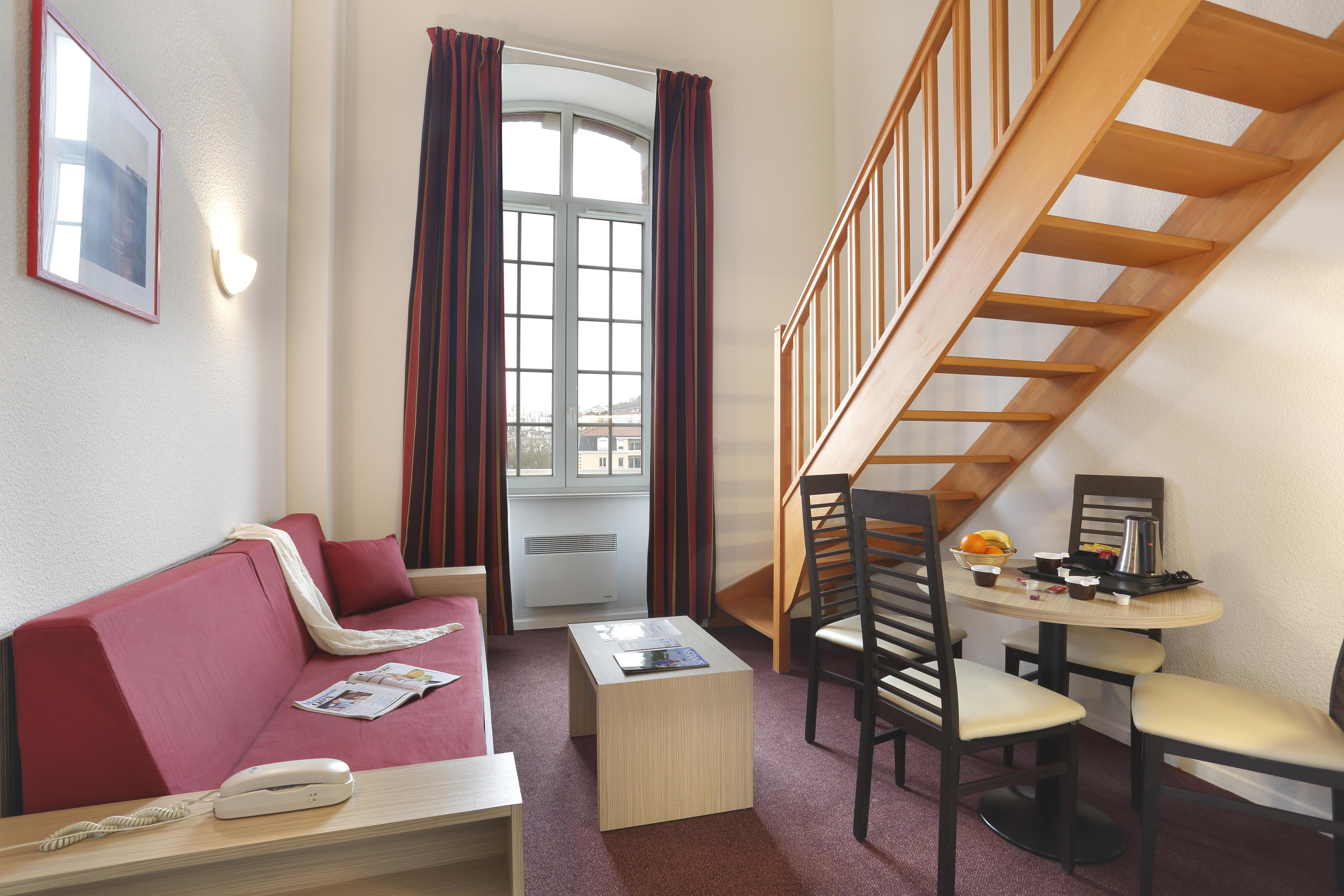 Comfort Suites & Vacanceole Les Demeures Champenoises Epernay Bagian luar foto