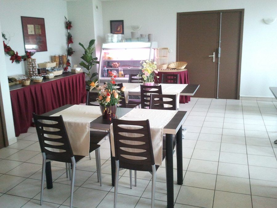 Comfort Suites & Vacanceole Les Demeures Champenoises Epernay Bagian luar foto