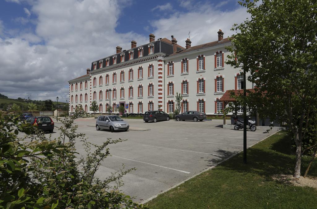 Comfort Suites & Vacanceole Les Demeures Champenoises Epernay Bagian luar foto